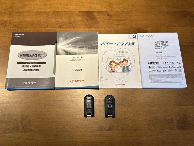 ルーミー カスタムG S 衝突軽減ブレーキ 誤発進抑制 ワンオーナー車 ケンウッドナビフルセグTV 純正全方向カメラ ブルートゥース 両側電動スライドドア 前席シートヒーター アイドリングストップ LEDヘッドライト&フォグ(5枚目)