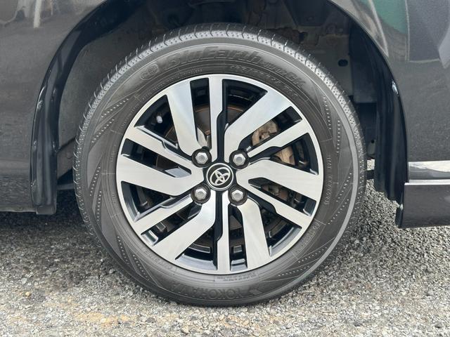 ルーミー カスタムG S 衝突軽減ブレーキ 誤発進抑制 ワンオーナー車 ケンウッドナビフルセグTV 純正全方向カメラ ブルートゥース 両側電動スライドドア 前席シートヒーター アイドリングストップ LEDヘッドライト&フォグ(36枚目)