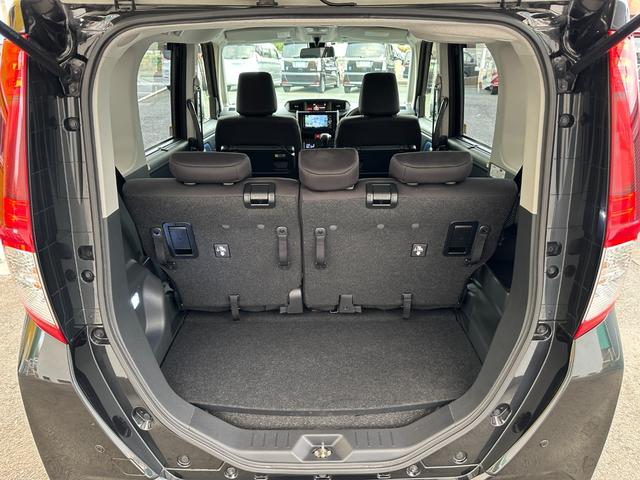 ルーミー カスタムG S 衝突軽減ブレーキ 誤発進抑制 ワンオーナー車 ケンウッドナビフルセグTV 純正全方向カメラ ブルートゥース 両側電動スライドドア 前席シートヒーター アイドリングストップ LEDヘッドライト&フォグ(50枚目)