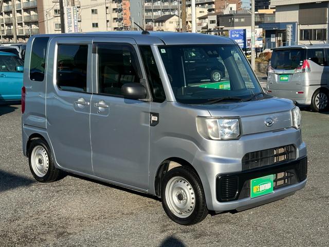 ハイゼットキャディー Ｄ　ＳＡＩＩＩ　スマートアシスト３　衝突軽減ブレーキ　誤発進抑制装置　ケンウッドオーディオ　ＵＳＢ接続　バックカメラ　ＥＴＣ　純正キーレス　アイドリングストップ　記録簿付き車両　２シーター（8枚目）