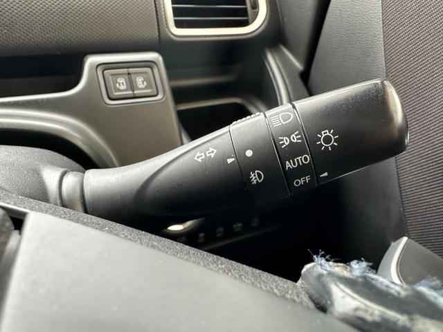 デリカＤ：２ ハイブリッドＭＺ　衝突軽減ブレーキ　誤発進抑制　禁煙車　純正ＳＤナビフルセグＴＶ　バックカメラ　ブルートゥース　ＥＴＣ　両側電動スライドドア　シートヒーター　クルーズコントロール　アイドリングストップ　ディーラー下取車（27枚目）