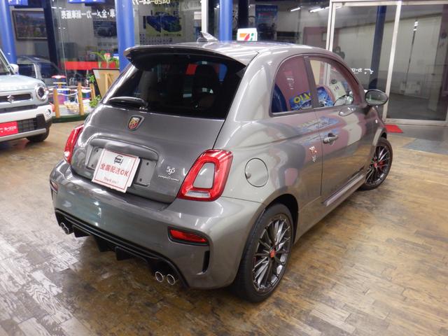 アバルト595 コンペティツィオーネ アルカンターラコンビ革シート/パドルシフト/純正タッチパネルオーディオ/HID/ETC/ブレンボキャリパー/Bluetooth/USB/前後ドラレコ/純正マット/スカッフプレート/クロームミラーカバー(11枚目)