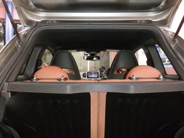 アバルト595 コンペティツィオーネ アルカンターラコンビ革シート/パドルシフト/純正タッチパネルオーディオ/HID/ETC/ブレンボキャリパー/Bluetooth/USB/前後ドラレコ/純正マット/スカッフプレート/クロームミラーカバー(42枚目)