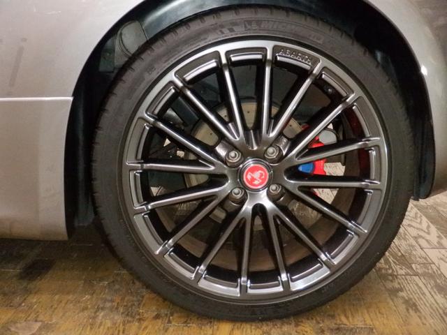 アバルト595 コンペティツィオーネ アルカンターラコンビ革シート/パドルシフト/純正タッチパネルオーディオ/HID/ETC/ブレンボキャリパー/Bluetooth/USB/前後ドラレコ/純正マット/スカッフプレート/クロームミラーカバー(44枚目)