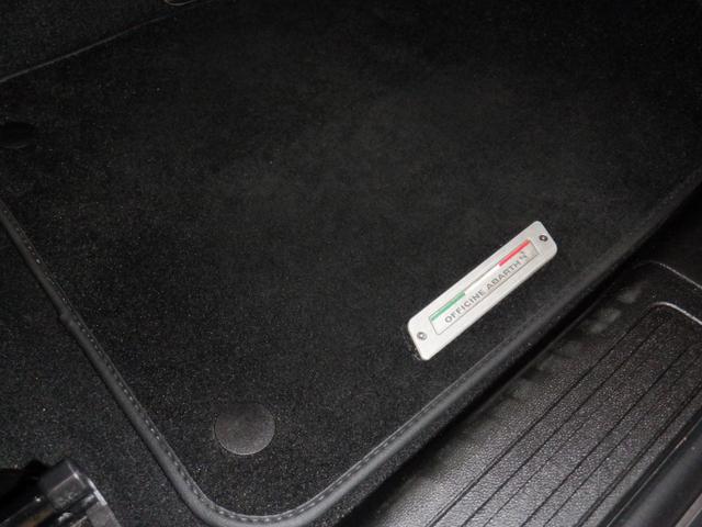 アバルト595 コンペティツィオーネ アルカンターラコンビ革シート/パドルシフト/純正タッチパネルオーディオ/HID/ETC/ブレンボキャリパー/Bluetooth/USB/前後ドラレコ/純正マット/スカッフプレート/クロームミラーカバー(59枚目)