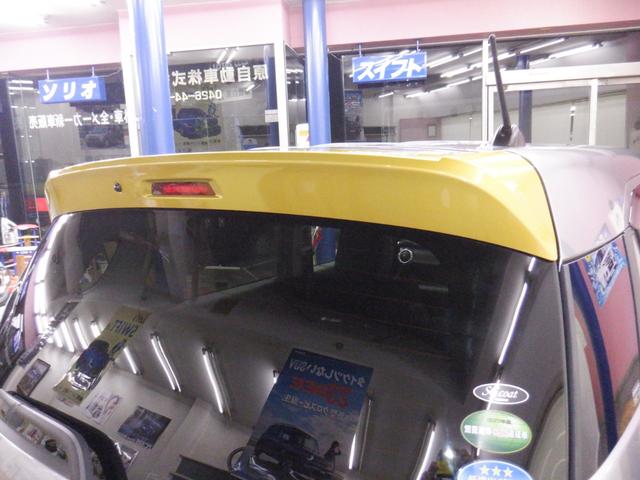 クロスビー ハイブリッドＭＺ　ブラックインテリアパッケージ特別仕様車／全方位モニターナビ／セーフティサポート／スペーシアカスタム用アームレストＢＯＸ装着／ガーニッシュ各部オプションイエロー／各部アルミ・ステンプレート化／禁煙車（60枚目）