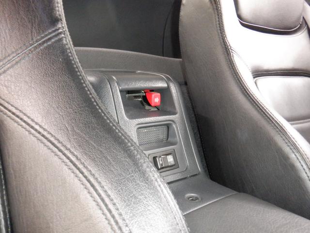 カプチーノ ベースグレード フルノーマル/(Tベルト・全油脂・エアコンコンプレッサー・エアコンガス・燃料ゲージ・燃料ポンプ・ガソリンホース、パイプ・ブレーキホース・バッテリー・ワイパー・タイヤ交換済+キャリパーOH済(34枚目)