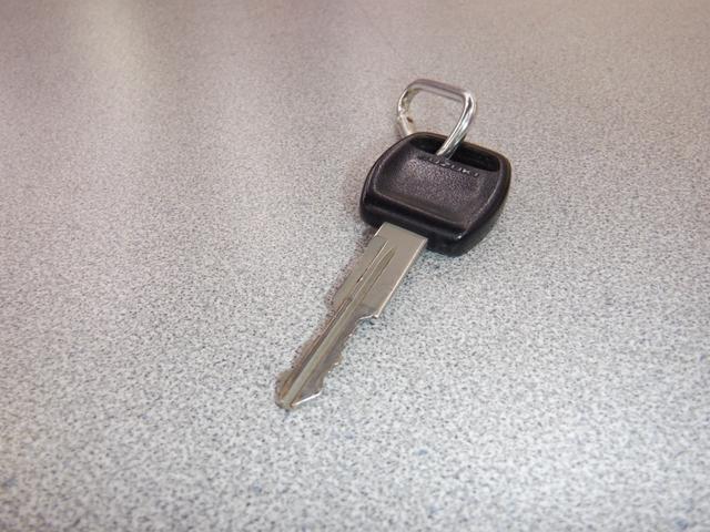 カプチーノ ベースグレード フルノーマル/(Tベルト・全油脂・エアコンコンプレッサー・エアコンガス・燃料ゲージ・燃料ポンプ・ガソリンホース、パイプ・ブレーキホース・バッテリー・ワイパー・タイヤ交換済+キャリパーOH済(72枚目)