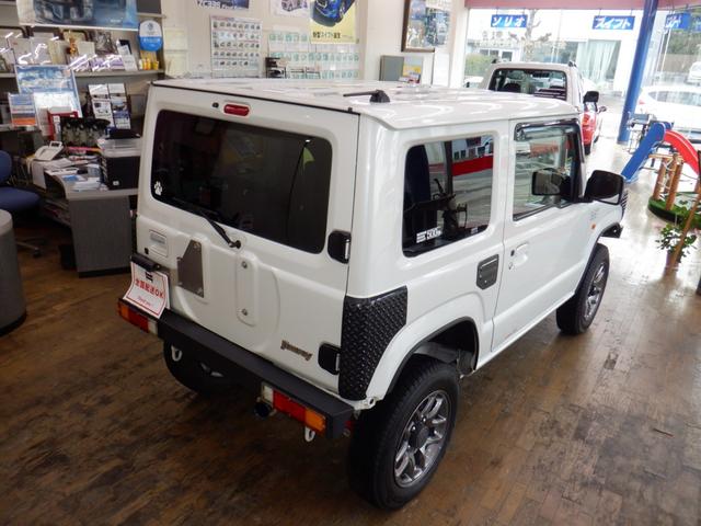 ジムニー ＸＣ　２インチリフトアップ／社外前後バンパー／ＣＬリンクラテラルロッド／車検対応たにぐちマフラー／ミニコン／アーシング／ナビ・フルセグＴＶ／シートヒーター／ＥＴＣ／前ドラレコ／ワンオーナー／記録簿／保証書（12枚目）