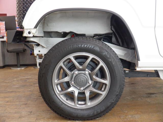 ジムニー ＸＣ　２インチリフトアップ／社外前後バンパー／ＣＬリンクラテラルロッド／車検対応たにぐちマフラー／ミニコン／アーシング／ナビ・フルセグＴＶ／シートヒーター／ＥＴＣ／前ドラレコ／ワンオーナー／記録簿／保証書（42枚目）