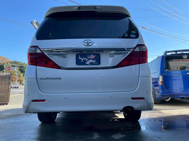 アルファード ２４０Ｓ　タイプゴールド　サンルーフ　アルパイン８型ナビ　フリップダウンモニター　両側パワースライドドア　バックカメラ　ＥＴＣ　ハーフレザーシート（15枚目）