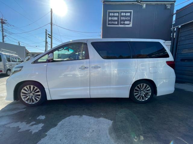 アルファード ２４０Ｓ　タイプゴールド　サンルーフ　アルパイン８型ナビ　フリップダウンモニター　両側パワースライドドア　バックカメラ　ＥＴＣ　ハーフレザーシート（23枚目）