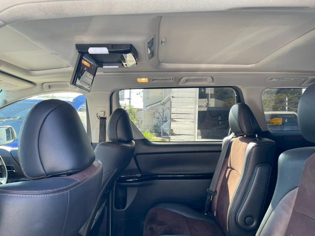 アルファード ２４０Ｓ　タイプゴールド　サンルーフ　アルパイン８型ナビ　フリップダウンモニター　両側パワースライドドア　バックカメラ　ＥＴＣ　ハーフレザーシート（64枚目）