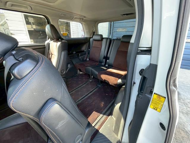 アルファード ２４０Ｓ　タイプゴールド　サンルーフ　アルパイン８型ナビ　フリップダウンモニター　両側パワースライドドア　バックカメラ　ＥＴＣ　ハーフレザーシート（66枚目）