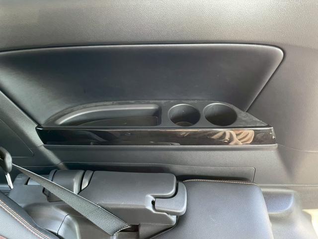 アルファード ２４０Ｓ　タイプゴールド　サンルーフ　アルパイン８型ナビ　フリップダウンモニター　両側パワースライドドア　バックカメラ　ＥＴＣ　ハーフレザーシート（68枚目）