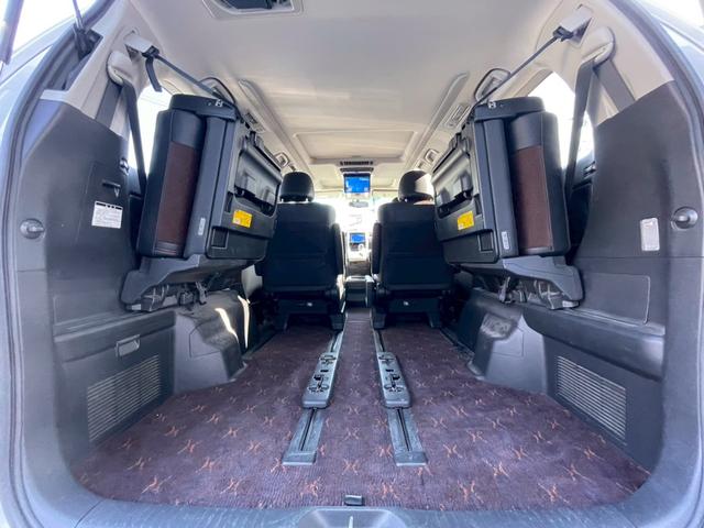 アルファード ２４０Ｓ　タイプゴールド　サンルーフ　アルパイン８型ナビ　フリップダウンモニター　両側パワースライドドア　バックカメラ　ＥＴＣ　ハーフレザーシート（73枚目）