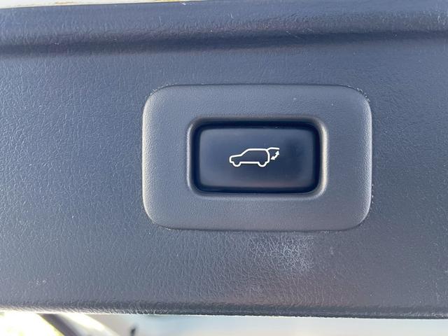 アルファード ２４０Ｓ　タイプゴールド　サンルーフ　アルパイン８型ナビ　フリップダウンモニター　両側パワースライドドア　バックカメラ　ＥＴＣ　ハーフレザーシート（74枚目）