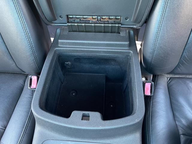 シボレーサバーバン ＬＴＺ　３列シート（41枚目）