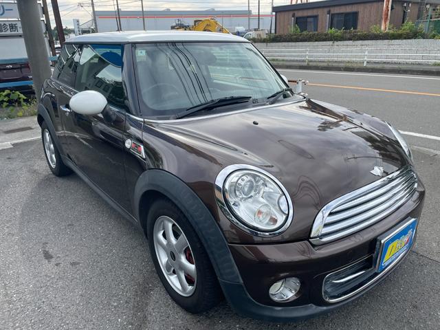 ＭＩＮＩ クーパー　禁煙車　ツートン　キーレス　１５インチＡＷ　ＥＴＣ　取説（3枚目）