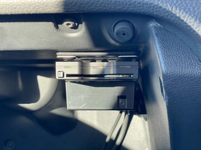 ポロ TSIコンフォートラインアップグレードパック 禁煙車 フルセグナビ バックカメラ CD DVD Bluetooth接続 ETC キーレス 追従式クルーズコントロール 15インチAW 取説記録簿(17枚目)