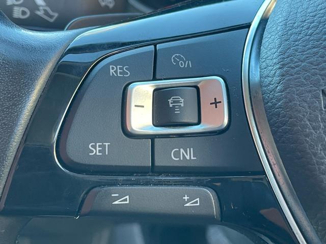 ポロ TSIコンフォートラインアップグレードパック 禁煙車 フルセグナビ バックカメラ CD DVD Bluetooth接続 ETC キーレス 追従式クルーズコントロール 15インチAW 取説記録簿(18枚目)