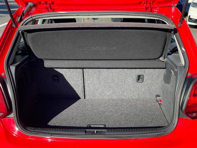 ポロ TSIコンフォートラインアップグレードパック 禁煙車 フルセグナビ バックカメラ CD DVD Bluetooth接続 ETC キーレス 追従式クルーズコントロール 15インチAW 取説記録簿(21枚目)