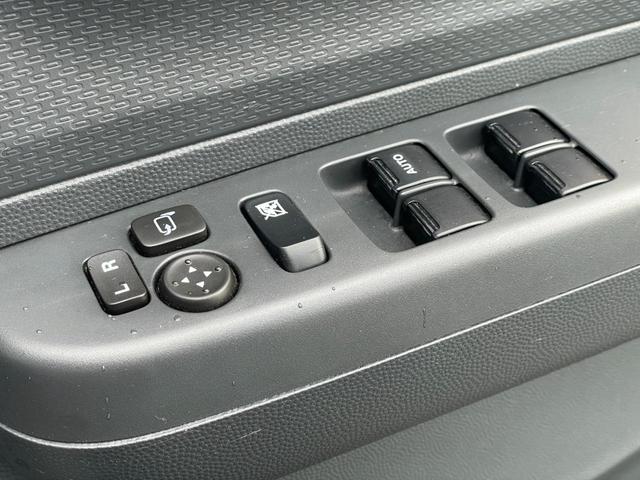 �h�A�~���[�͓d���i�[���܂��I