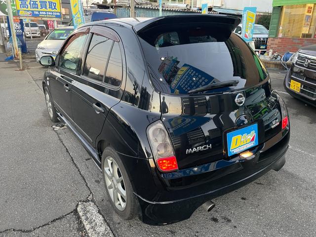 ブラックはかっこいい！ツヤツヤしてます！