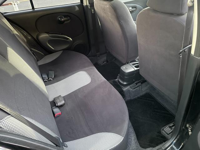 フロアマットもきれいです！