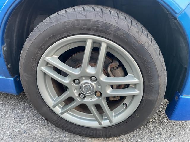 マーチ １２ＳＲ　５速ＭＴ　禁煙車　追加メーター　１５インチＡＷ　ＥＴＣ　ＡＵＴＥＣＨストラットタワーバー（9枚目）