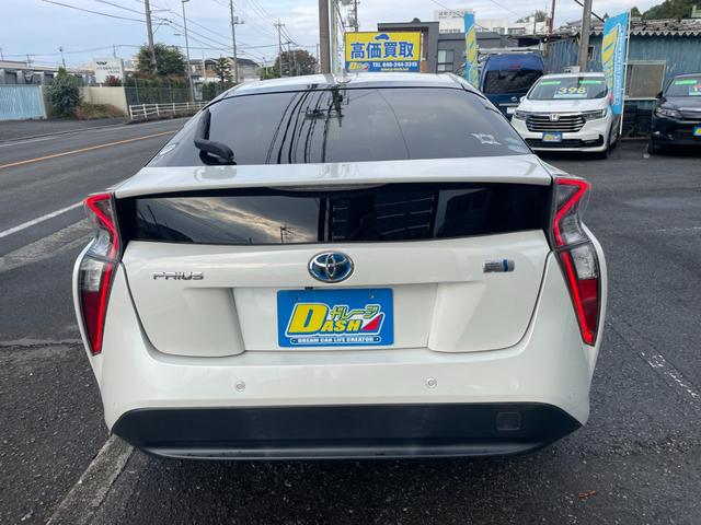 プリウス Sセーフティプラス 1オーナー 禁煙車 純正ナビTV バックカメラ Bluetooth接続 スマートキー&プッシュスタート ETC クルーズコントロール LEDヘッドライト 取説(6枚目)