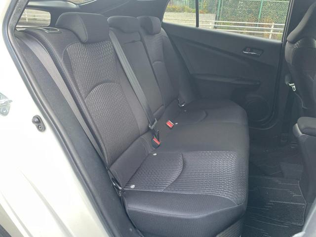 プリウス Sセーフティプラス 1オーナー 禁煙車 純正ナビTV バックカメラ Bluetooth接続 スマートキー&プッシュスタート ETC クルーズコントロール LEDヘッドライト 取説(24枚目)