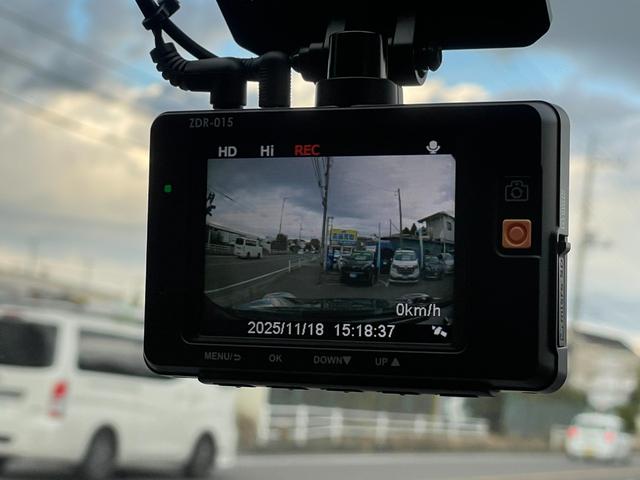 ジューク １５ＲＸ　１オーナー　禁煙車　ユーザー直接買取　フルセグナビ　バックカメラ　前後ドラレコ　ＥＴＣ２．０　インテリキー＆プッシュスタート　１７インチＡＷ　取説記録簿（22枚目）