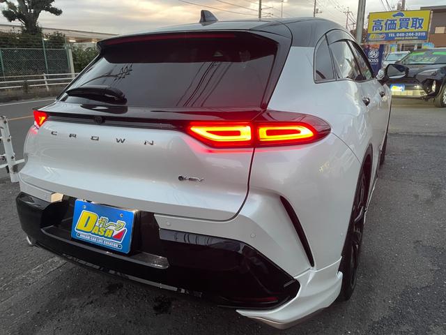 クラウンスポーツ Z 法人1オーナー 禁煙車 モデリスタ 純正ナビ パノラマビューモニタ ETC Bluetooth HDMI シートヒーター&クーラー パワーバックドア ツートンカラー ムーンルーフ 黒レザー 取説記録簿(7枚目)