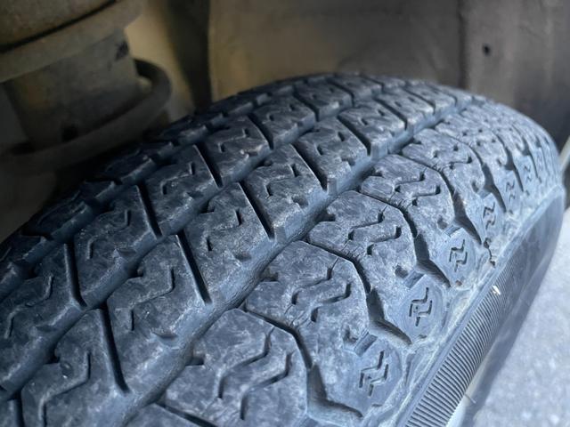 ハイゼットトラック スタンダード　禁煙車　オートマ　パワステ　幌車（11枚目）