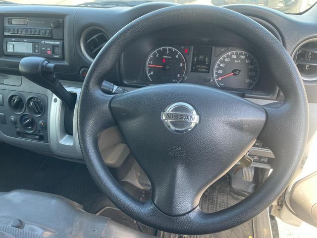 ＮＶ３５０キャラバンバン 　中温冷蔵車－５℃　ディーゼル　オートマ　４ドア　バックモニター　ＥＴＣ　キーレス　オートクロージャー　取説記録簿（13枚目）