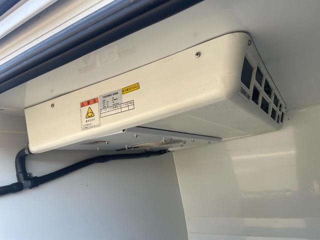 ＮＶ３５０キャラバンバン 　中温冷蔵車－５℃　ディーゼル　オートマ　４ドア　バックモニター　ＥＴＣ　キーレス　オートクロージャー　取説記録簿（22枚目）