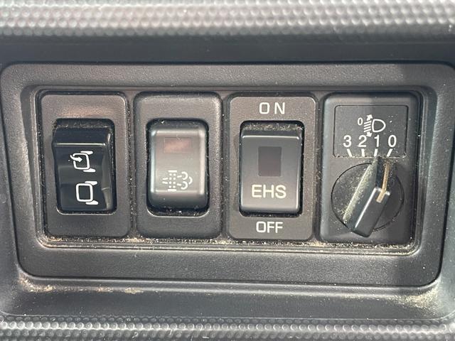 アトラストラック 　低温冷蔵車－３０℃　５速マニュアル　サイドドア　バックカメラ　ＥＴＣ　電動格納ミラー　９０°ストッパー（18枚目）