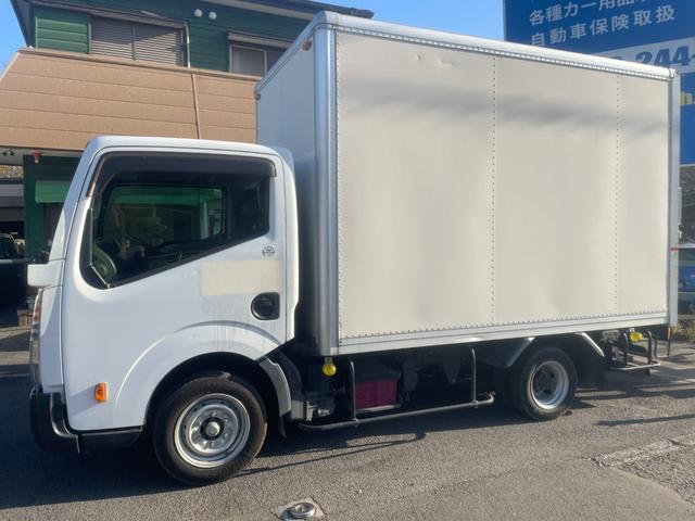 アトラストラック 　ディーゼル車　アルミバン　積載１３００ｋｇ　オートマ車　車輛総重量３７２５ｋｇ　跳ね上げ扉　台車収納　荷台寸法３０７×１６４×１９７電動格納ミラー　キーレス（4枚目）