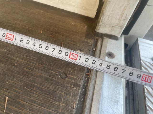 アトラストラック 　ディーゼル車　アルミバン　積載１３００ｋｇ　オートマ車　車輛総重量３７２５ｋｇ　跳ね上げ扉　台車収納　荷台寸法３０７×１６４×１９７電動格納ミラー　キーレス（17枚目）