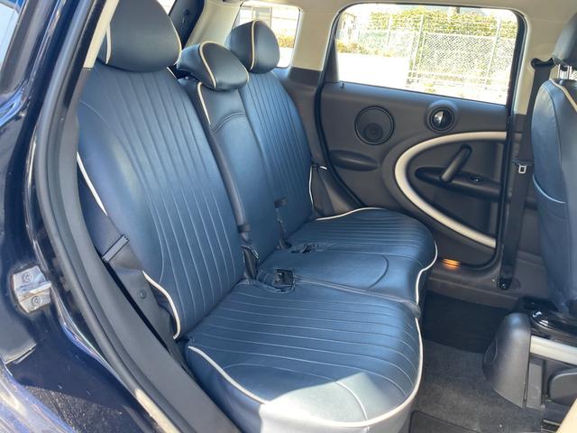 ＭＩＮＩ クーパー　クロスオーバー　禁煙車　キーレス　１６インチＡＷ　ツートンカラー　シートカバー　取説記録簿　本革調シートカバー（20枚目）