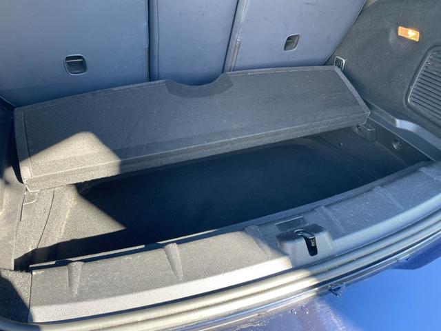 ＭＩＮＩ クーパー　クロスオーバー　禁煙車　キーレス　１６インチＡＷ　ツートンカラー　シートカバー　取説記録簿　本革調シートカバー（23枚目）