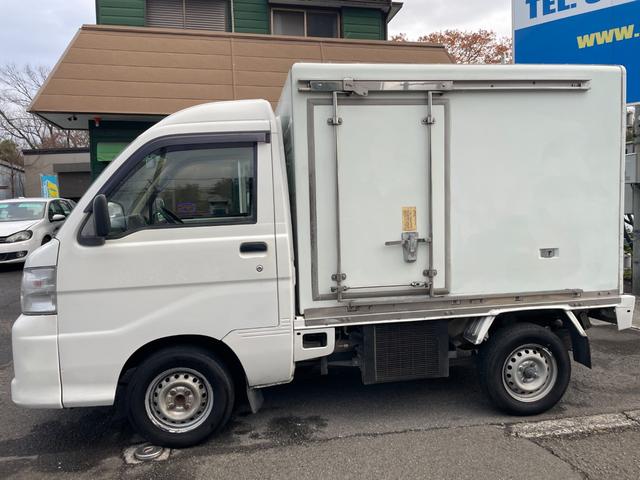 ハイゼットトラック 　低温冷蔵車－２２℃　デンソー製冷蔵機　サイドドア　９０°ストッパー　庫内灯　オートマ　取説記録簿（4枚目）
