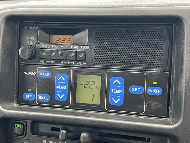 ハイゼットトラック 　低温冷蔵車－２２℃　デンソー製冷蔵機　サイドドア　９０°ストッパー　庫内灯　オートマ　取説記録簿（14枚目）