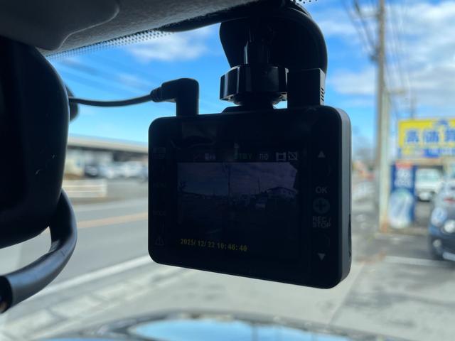 キューブ １５Ｘ　インディゴ＋プラズマ　禁煙車　フルセグナビ　バックカメラ　Ｂｌｕｅｔｏｏｔｈ接続　ＥＴＣ　ドラレコ　１６インチＡＷ　インテリキー＆プッシュスタート　オートエアコン　取説記録簿（22枚目）