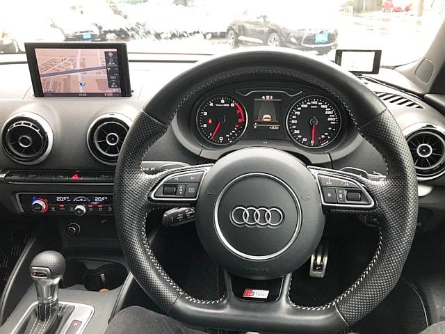 スポーツバック1.4TFSI COD Sラインパック サンルーフ/Sライン/バング&オルフセン/LEDライト/Sライン半革スポーツシート&サス&ステア/SSDナビ・地デジ・Bカメラ/前後駐車アシスト/18アルミ/軽減ブレーキ/レーダークールズ/スマトキー(27枚目)