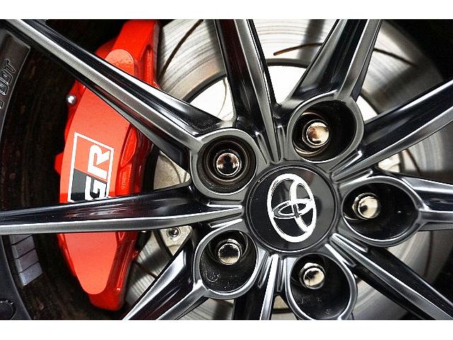 ＧＲカローラ ＲＺ　４ＷＤ　現行型８速ＡＴ・トルク向上／ＯＰナビ＆ＪＢＬサウンド＆後ドラレコ＆おくだけ充電ＴＶ／ＯＰシート＆ステアヒーター／ＢＢＳ１８アルミ／ＨＵＤ／レーダクルズ／ＢＳＭ／寒冷地リヤフォグ／駐車サポートブレーキ付（22枚目）