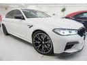 Ｍ５ コンペティション　４ＷＤ／Ｖ８ツインターボ６２５馬力＋レースチップ／カーボンエアロ＆内外装＆ミラー＆ルーフ／黒革／１２．３ナビ＆３６０カメラ／ハーマンカードン／Ｍスポーツサス／２０アルミ／Ｍシートベルト／１オーナー禁煙（2枚目）