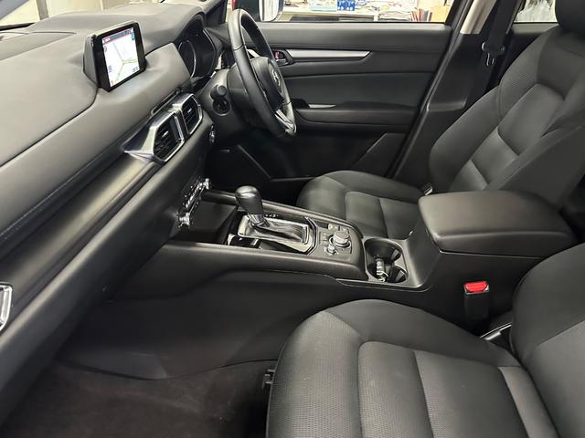 ＣＸ－５ ＸＤ　プロアクティブ　／禁煙／運転支援装置／純正ナビ／３６０度モニター／ＥＴＣ／ドライブレコーダー／ＢＯＳＥスピーカー／ＵＳＢ・Ｂｌｕｅｔｏｏｔｈ接続／パワーバックドア／運転席電動シート／前席シートヒーター／１年保証／（22枚目）