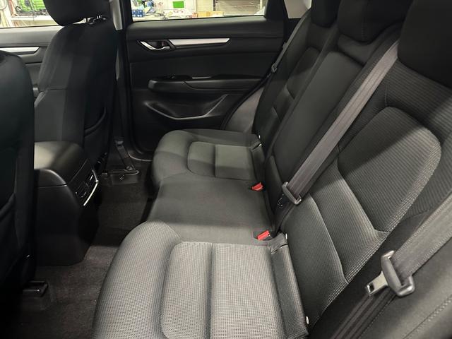 ＣＸ－５ ＸＤ　プロアクティブ　／禁煙／運転支援装置／純正ナビ／３６０度モニター／ＥＴＣ／ドライブレコーダー／ＢＯＳＥスピーカー／ＵＳＢ・Ｂｌｕｅｔｏｏｔｈ接続／パワーバックドア／運転席電動シート／前席シートヒーター／１年保証／（29枚目）